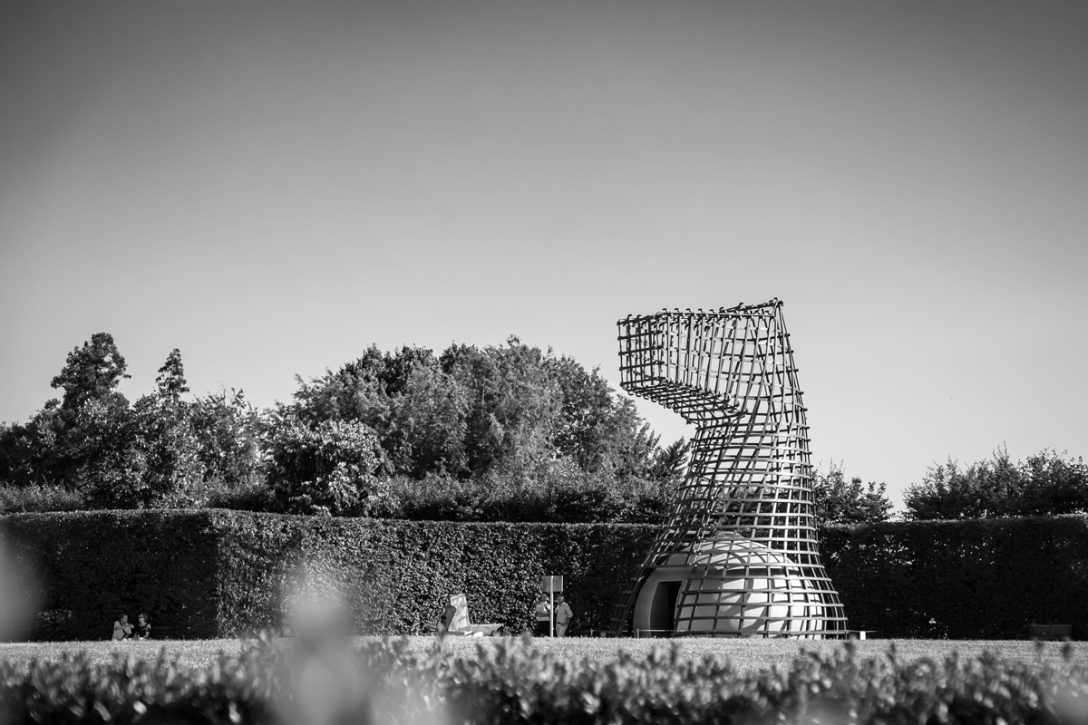 LA LUNA E IL COLOSSO | un'opera visionaria che rinnova il cavallo di Leonardo di Vinci | vista dal Gran Parterre | Bottega di Architettura
